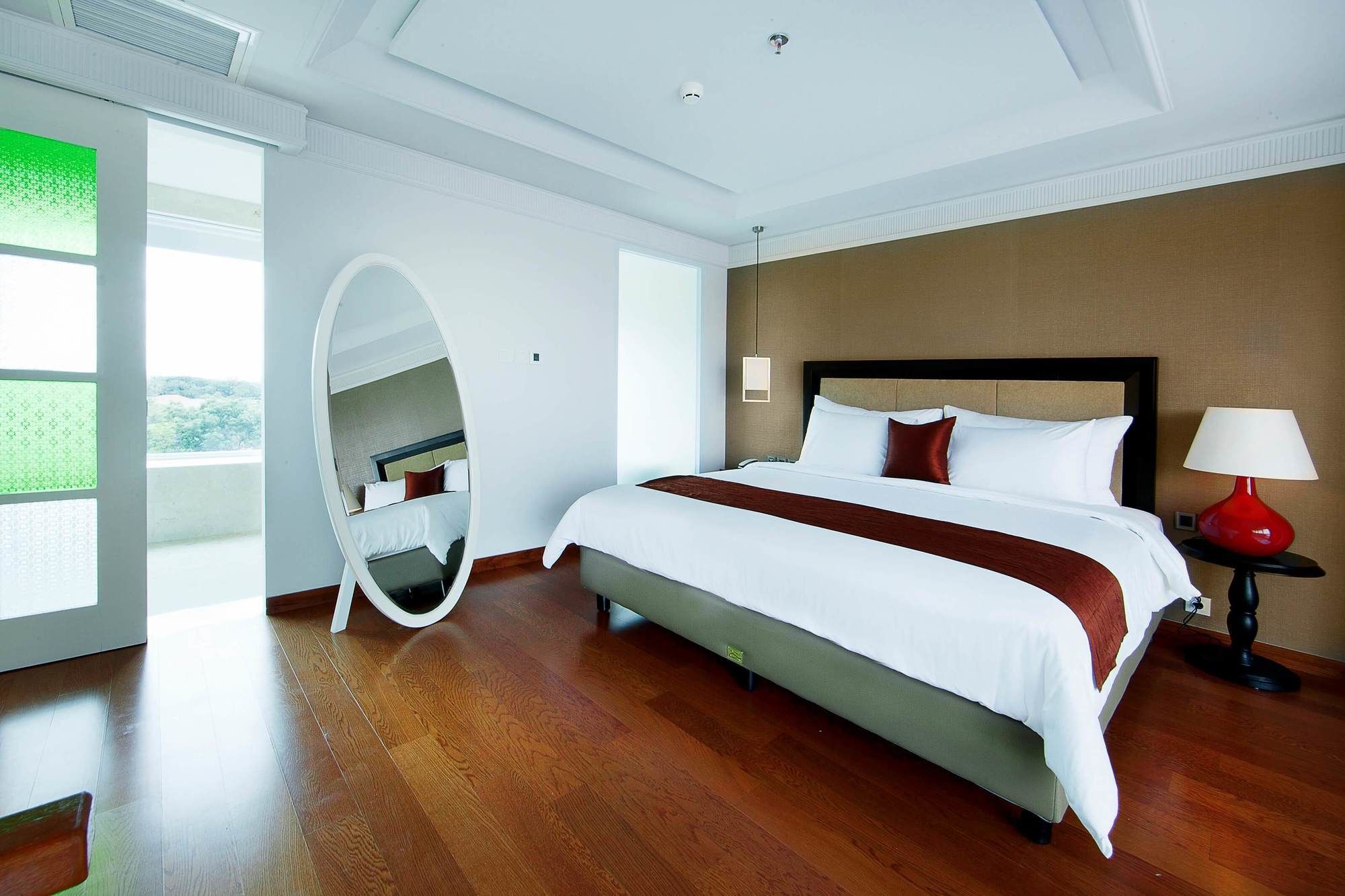 De Paviljoen 4* Bandung